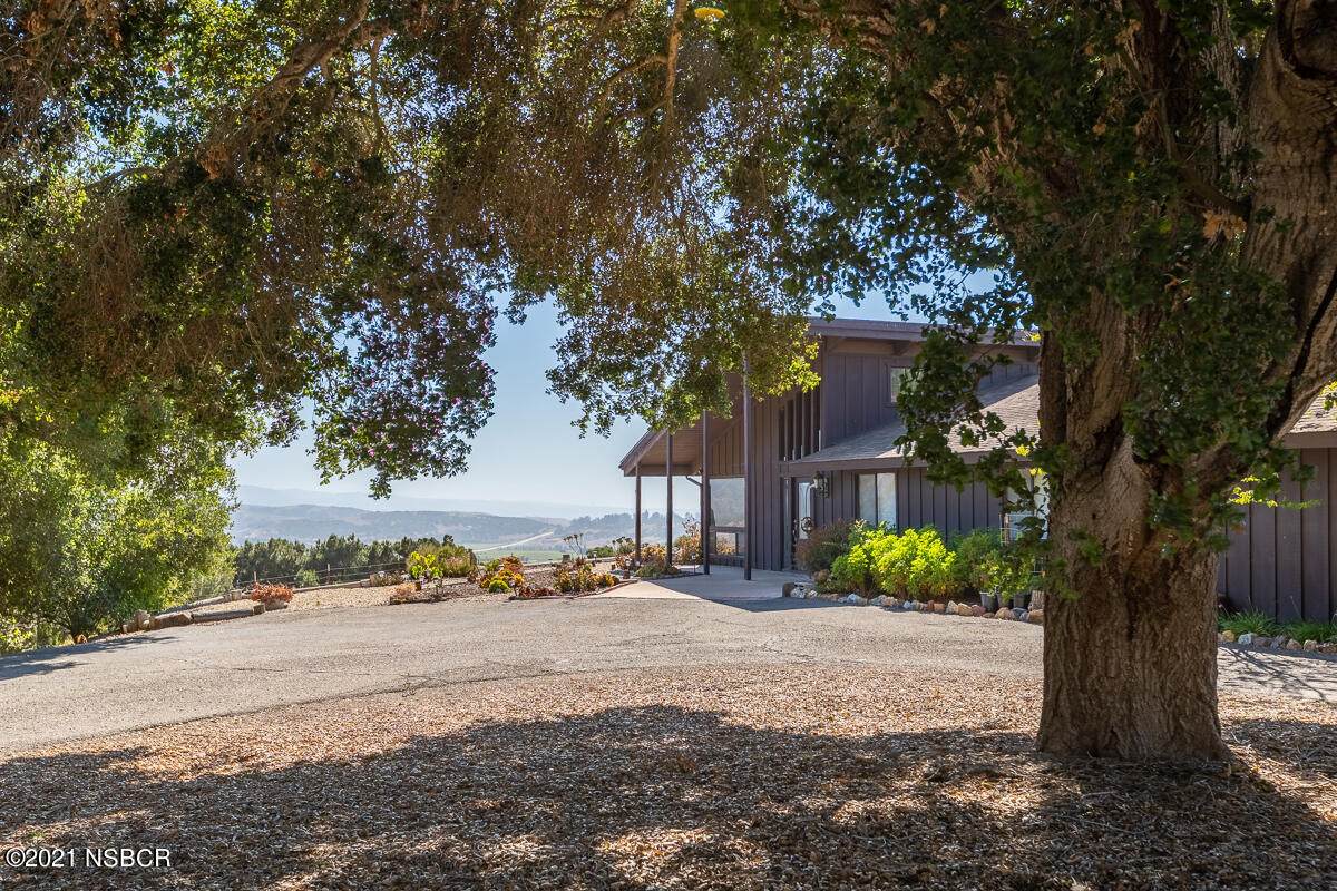 2000 Santa Rita Road - Photo 1