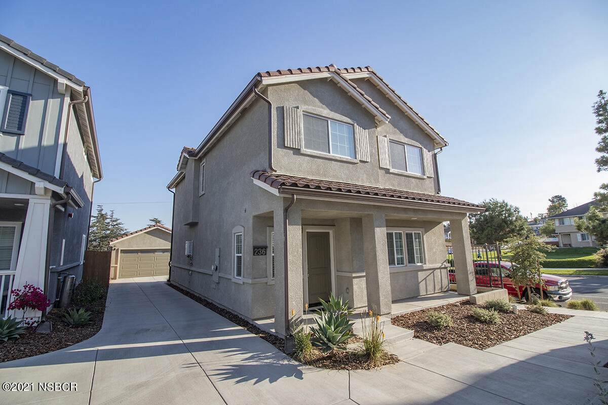 236 Scarlett Circle - Photo 1