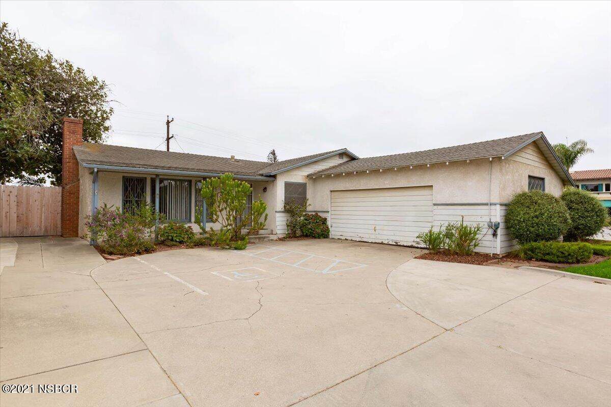 920 Main Street - Photo 1