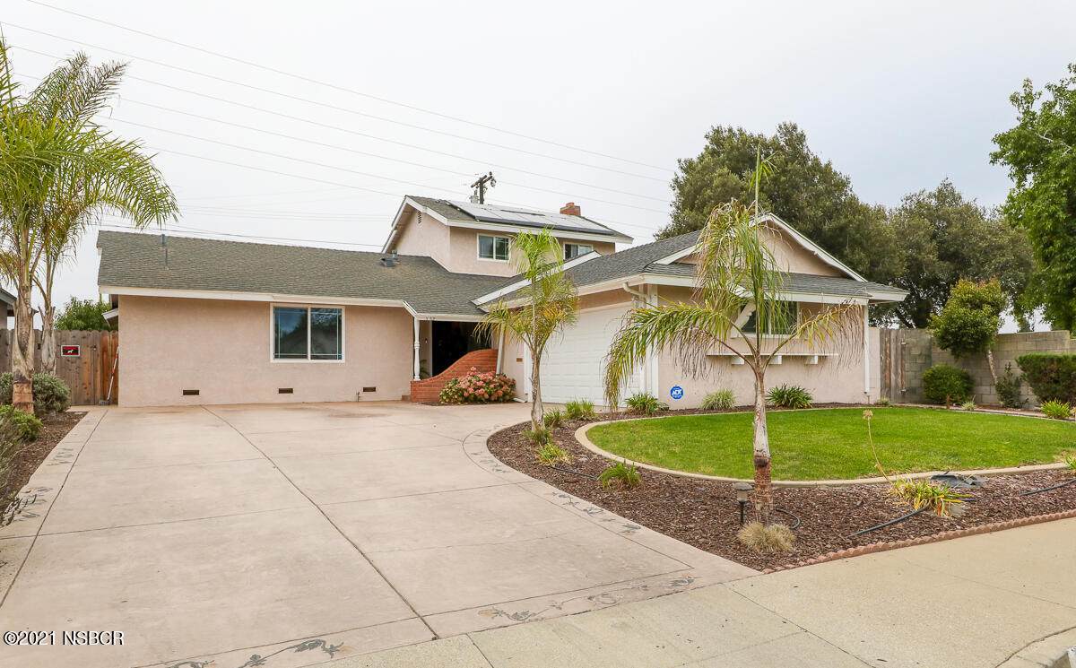512 Richard Street - Photo 1