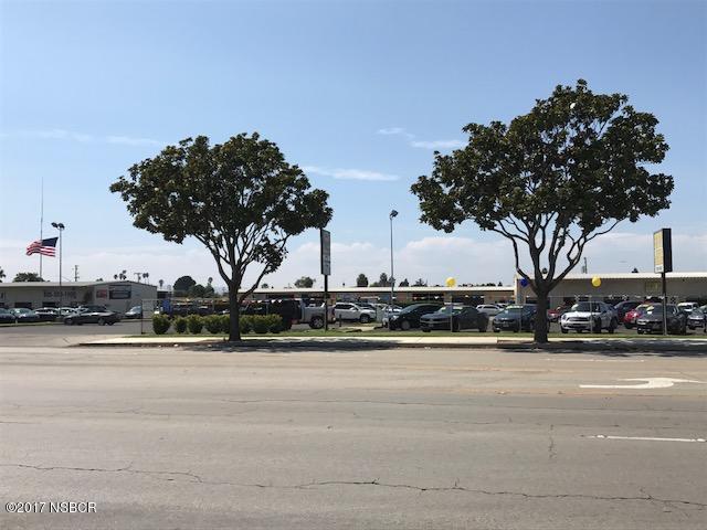 1911 Broadway - Photo 1