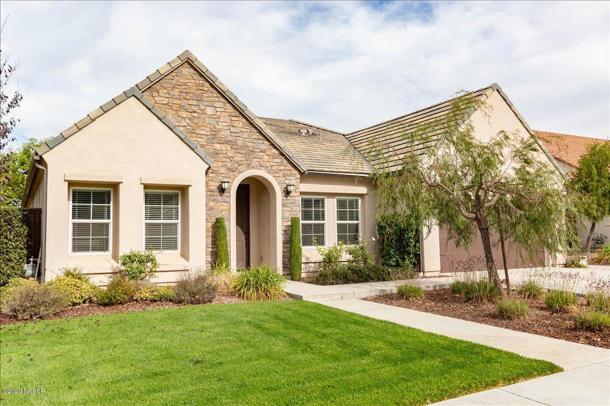 1163 Tarpon Court - Photo 1