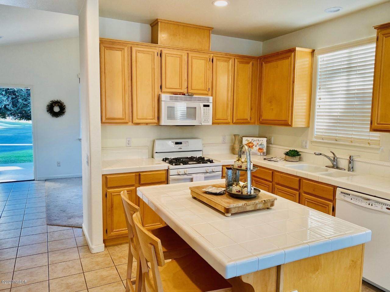 25 Henry Court - Photo 1