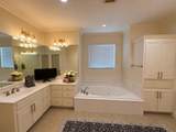 378 Saint Charles Boulevard - Photo 22