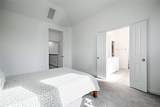 1125 Queensdown Way - Photo 17
