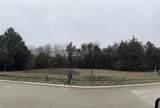 329 Broadmoor Drive - Photo 3
