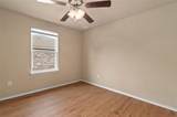 811 College Street - Photo 19