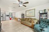 514 Avenue V - Photo 2