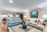 6215 Bandera Avenue - Photo 3