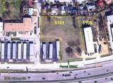 5101 California Parkway - Photo 1