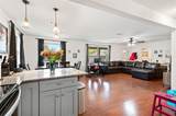 800 Bond Street - Photo 14