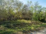 17134 Woodlawn Drive - Photo 3