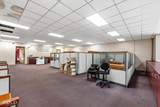 523 Oxford Road - Photo 8