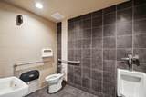 3011 Washington Street - Photo 19