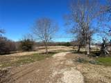 8846 Private Road 2402 - Photo 10