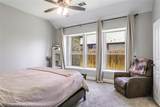 2000 Maplewood Drive - Photo 15