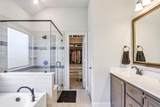2000 Maplewood Drive - Photo 17