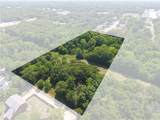 11517 Oak Tree Road - Photo 3