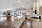 708 Lyndhurst Drive - Photo 3