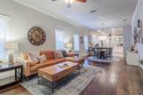 206 Winnetka Avenue - Photo 1