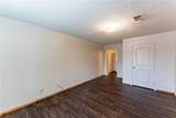 825 Oak - Photo 17