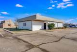 1517 Doctors Drive - Photo 3