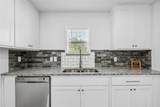 2720 Pinoak Street - Photo 6