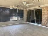 1506 Crockett Street - Photo 11