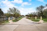 887 Park Place Boulevard - Photo 4