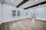 402 Collin Street - Photo 10