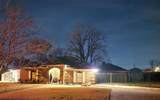 3901 Lynnwood Drive - Photo 2