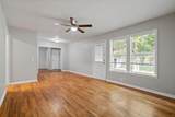 305 Lancaster Street - Photo 2