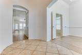 610 Crockett Drive - Photo 3