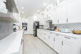 912 Parkhill Drive - Photo 12