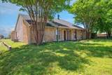 2036 Apple Valley Road - Photo 3