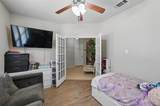 1400 Willoughby Way - Photo 4