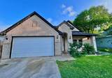 2512 Highcrest Avenue - Photo 2