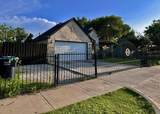 2512 Highcrest Avenue - Photo 3