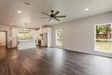 212 W. Davis - Photo 5
