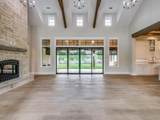 6911 Chestnut Ridge Drive - Photo 3