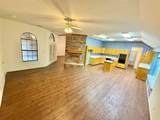 2103 Pecan Street - Photo 10