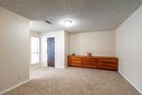 2512 Oak Manor - Photo 32