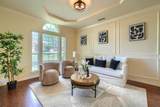 1302 Chippewa Court - Photo 4