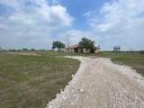 7448 Us Highway 281 - Photo 2