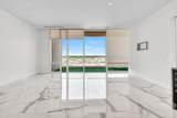 2408 Victory Park - Photo 2