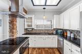 4013 Wisteria Lane - Photo 18
