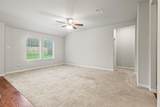 2212 Kingfisher Street - Photo 3