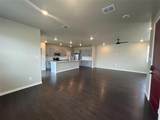 1804 Laurel Lane - Photo 2