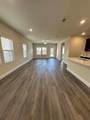 708 Hemingway Lane - Photo 3