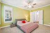 6809 Royal View Drive - Photo 35